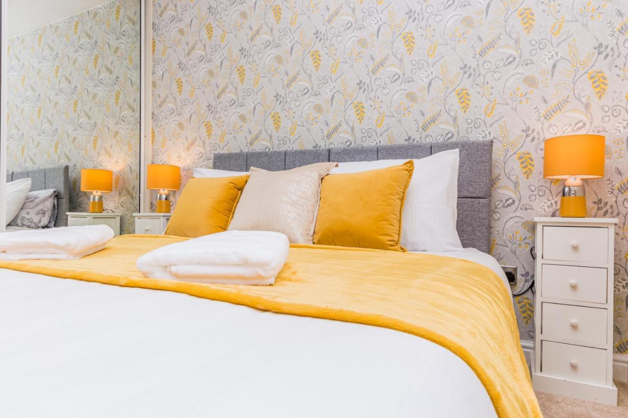 Burnham House - Labrad Homes ภายนอก รูปภาพ